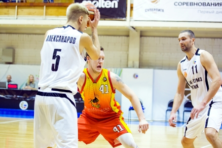 Самым результативным игроком победного матча над баскетбольным клубом «Рязань» стал Максим Поляков (№11), он записал в свой актив 24 очка
